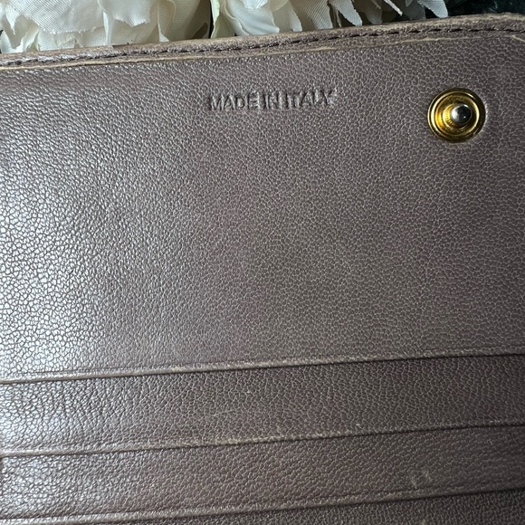 EUC PRADA NAPPA LEATHER WALLET - Picture 7 of 13